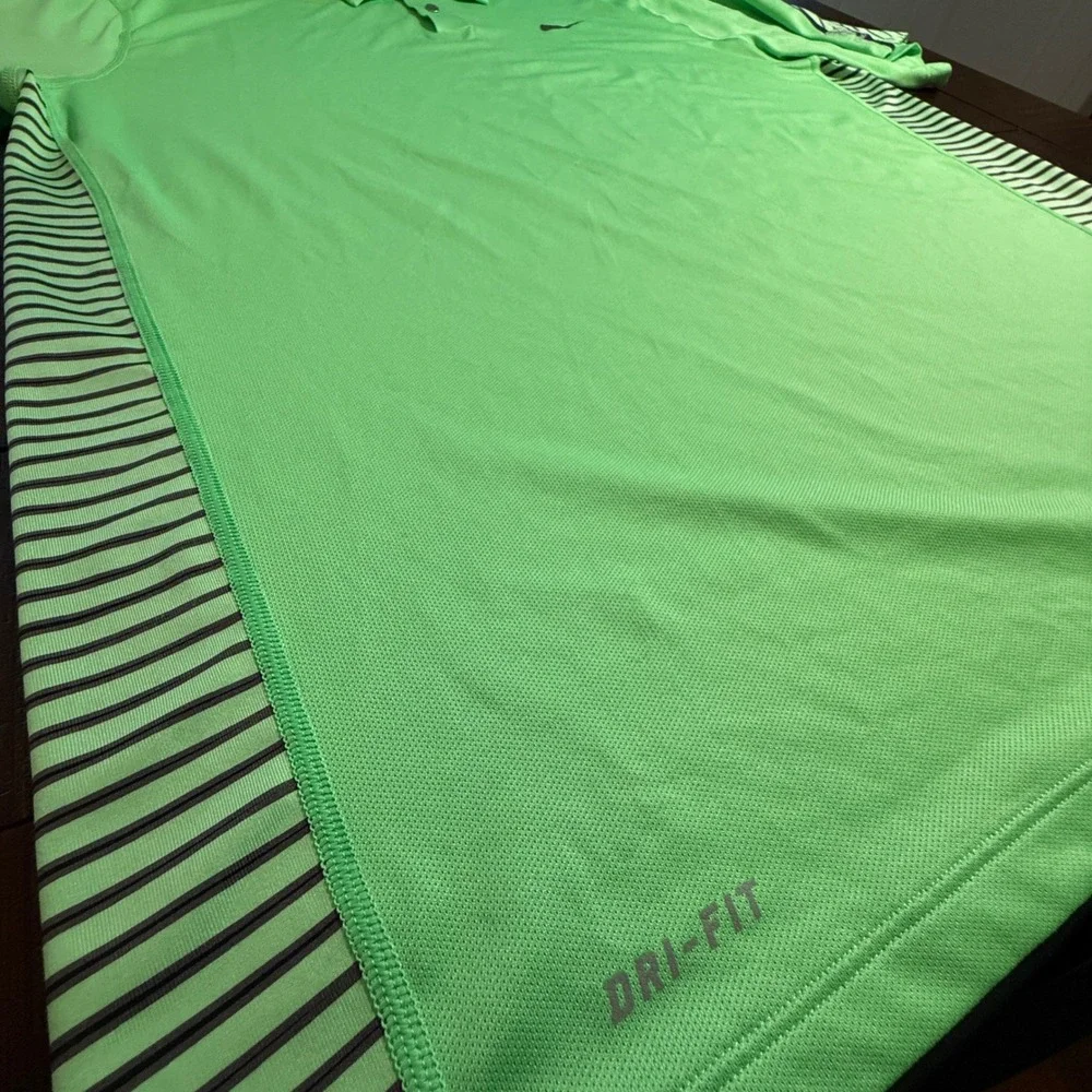 Nike Golf Tiger Woods‎ Collection Polo Shirt Mens L Green Black Stripe Dri-FIT